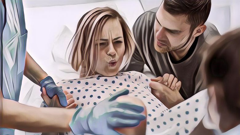 Saat Melahirkan Dibantu Dokter Kandungan Laki-laki, Wanita Ini Langsung Digugat Cerai Suaminya