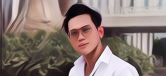 Biasa Tampil Mewah, Potret Lesu Indra Kenz Pakai Baju Tahanan dan Celana Pendek Jadi Sorotan