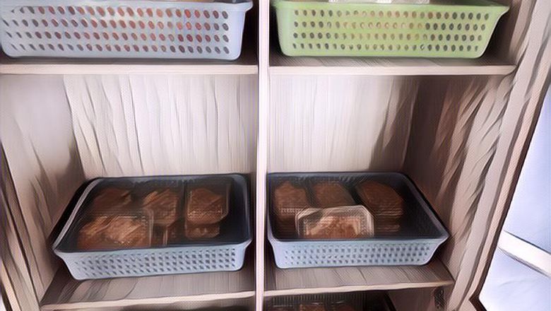 Bikin Terharu! Dosen Ini Sengaja Siapkan Lemari Berisikan Makanan Gratis untuk Mahasiswanya yang Lapar