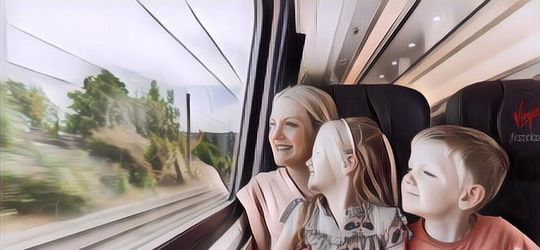 Tips Mudik Nyaman Bersama Anak Naik Kereta Api, Jangan Sampai Si Kecil Rewel!