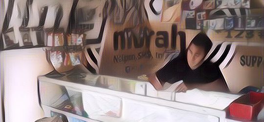 Tak Disangka, Inikah Alasan Tukang Pulsa Minta Pembeli Menulis Nomor HP di Buku?