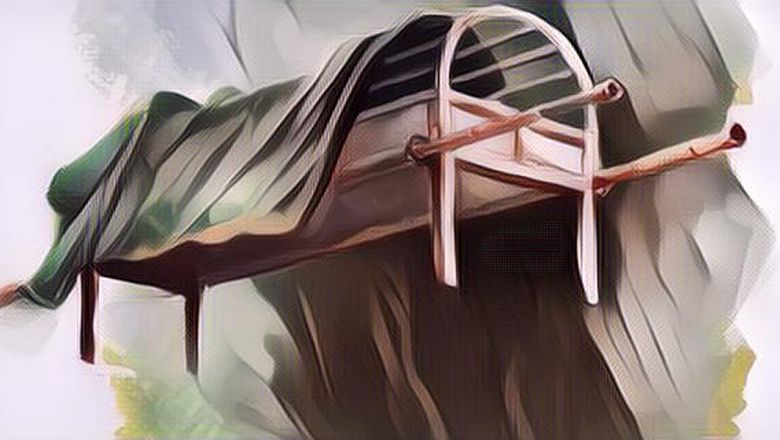 Heboh Ada "Keranda Terbang" di Bekasi pada Siang Hari, Cek Dulu Faktanya