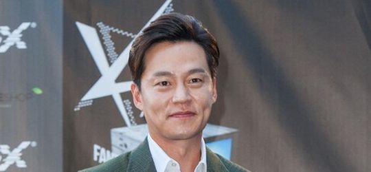Aktor Lee Seo Jin Akan Tampil di Panggung Teater untuk Pertama Kali dalam Kariernya