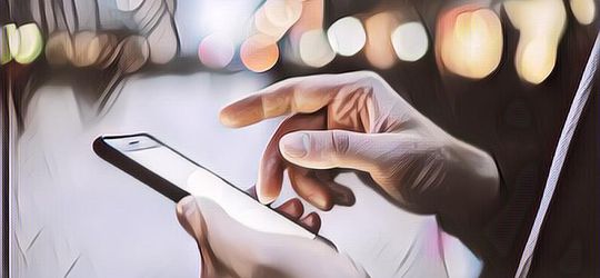 Stop Oversharing, Ini Lho 4 Hal yang Sebaiknya Enggak Dibagi di Media Sosial