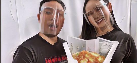 Resmi Pacaran, Berikut Ini 7 Potret Mesra Kalina Ocktaranny dan Vicky Prasetyo