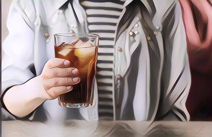 Ini yang Akan Terjadi Jika Kamu Terlalu Banyak Minum Minuman Bersoda