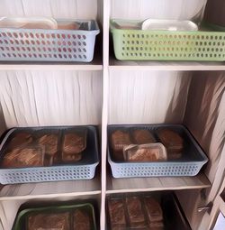 Bikin Terharu! Dosen Ini Sengaja Siapkan Lemari Berisikan Makanan Gratis untuk Mahasiswanya yang Lapar