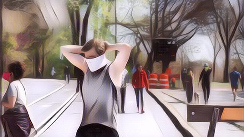 Seorang Pria Menderita Paru-Paru Pecah Setelah Rutin Lari Pakai Masker