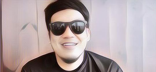 Wajah Sedih Desta di Resepsi Pernikahan Enzy Storia, Akui Sedang Punya Masalah