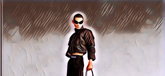 Lagi-Lagi Bikin Produk yang Tuai Hujatan, Balenciaga Bikin Tas yang Cuma Bisa Dipakai di Tangan Kanan