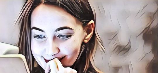 Ini Dia Ciri-Ciri Pria Menyukaimu Dilihat dari Isi Chat