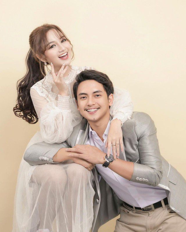 Menayangkan Prosesi Lamaran