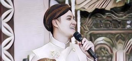 Pernah Foto Bareng Presiden Pertama Palestina, Ini Fakta Ayah Baim Wong