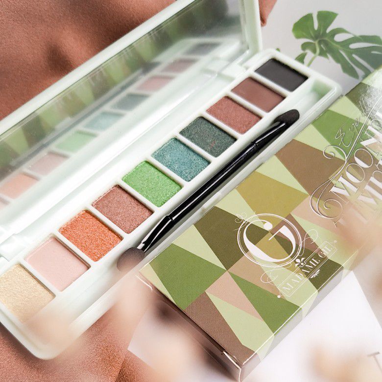 1. Madame Gie Eyeshadow Moondust Temptation