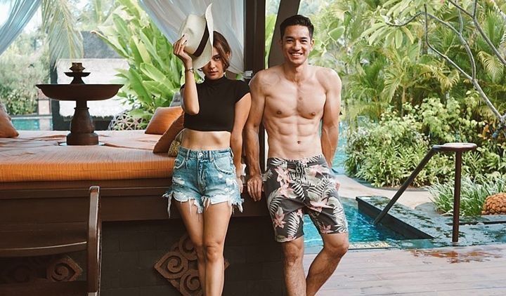 3. Nana Mirdad dan Andrew White