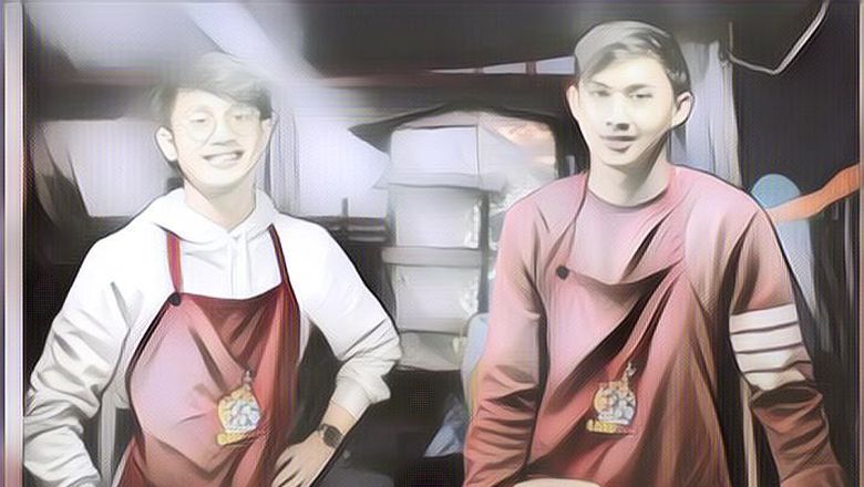 Viral, Kisah Pria Tampan yang Jualan Pentol Karena Dampak Pandemi Covid-19