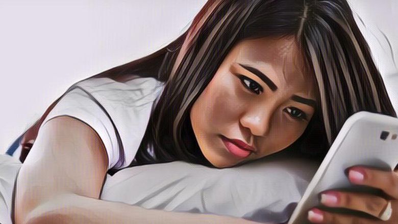 Cewek Mesti Peka! Begini 3 Tanda Kalo Cowok Gak Tertarik Denganmu