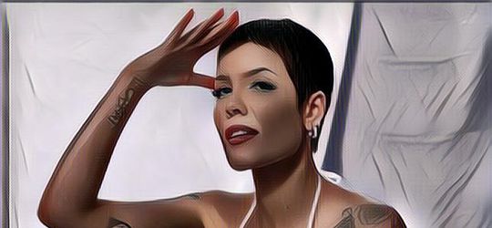 Perjuangan Halsey Lahirkan Anak Pertama, Sempat Berkali-Kali Keguguran