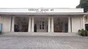  5.	Gedung Joang 45, di Jakarta Pusat