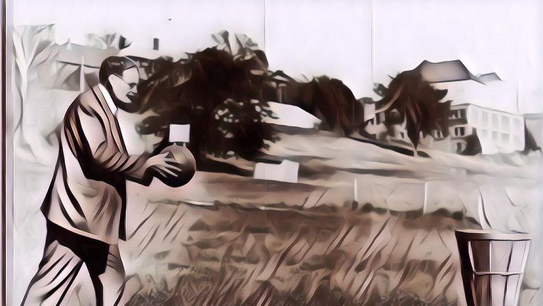 James Naismith Menciptakan Permainan Bola Basket untuk Latihan Musim Dingin