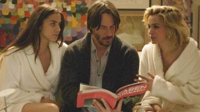 # Sinopsis Film "Knock Knock"