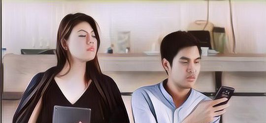 Nggak Usah Stres, Begini Lho Cara Menghadapi Pasangan Posesif