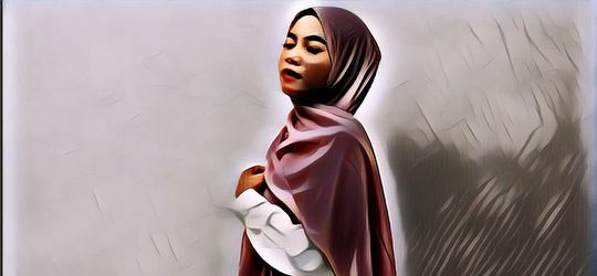 3 Rekomendasi Merek Pashmina yang Bahannya Adem