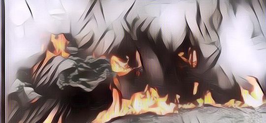 Warga Sumba Tengah Heboh Karena Api Muncul Secara Misterius Dari Kali dan Merembet Ke Hutan