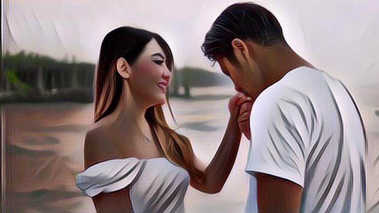 Ikut Bahagia! Via Vallen Resmi Bertunangan dengan Chevra Yolandi, Begini Kisah  Cinta Mereka