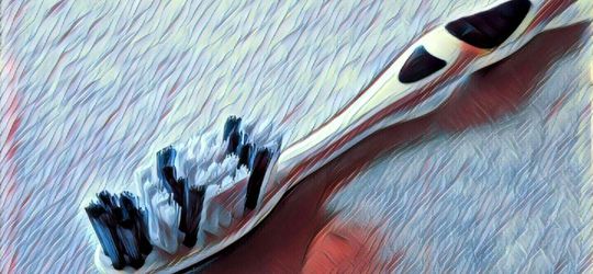 Ternyata Penemuan Sikat Gigi Terinspirasi oleh Bau Mulut Si Pembuatnya