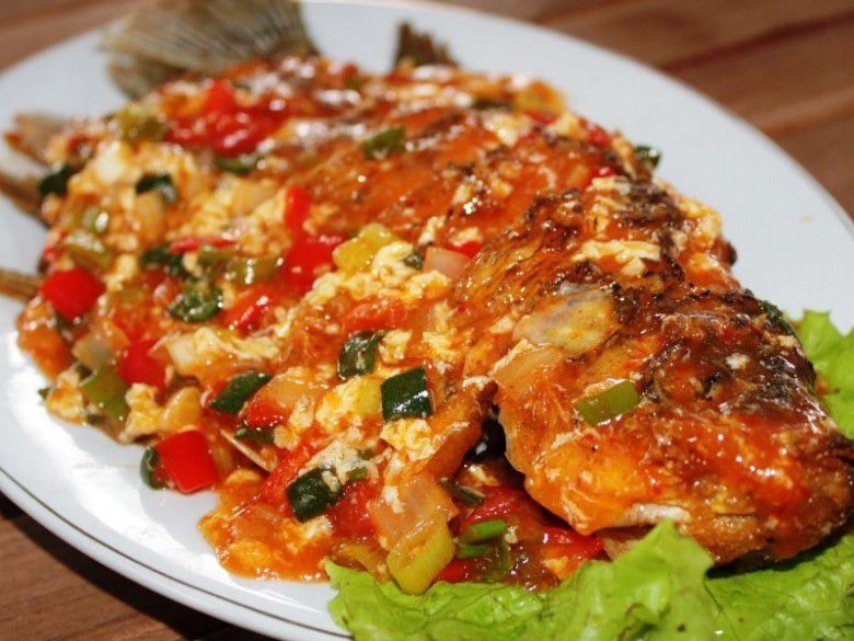 6. Gurame Asam Manis