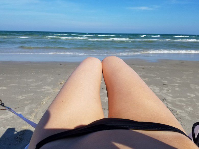 Pose Foto Hot Dogs Legs Paling Dibenci