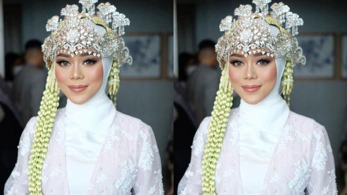 Lesty Kejora tampak anggun nan cantik memakai siger Sunda. Di pernikahannya ini memakai jasa MUA kenamaan Tanah Air, Bennu Sorumba