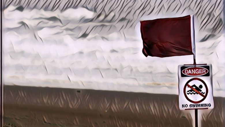 Niat Liburan Malah Petaka yang Didapat, Pantainya Berbahaya Coy!