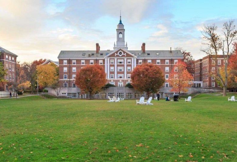 3. Harvard University, Amerika Serikat