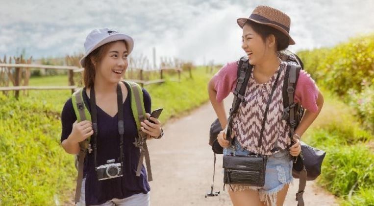 6. Jangan Pergi Sendirian