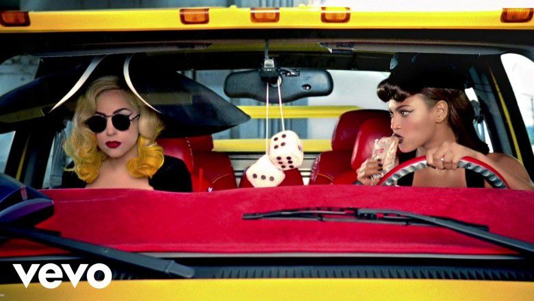 3. Lady Gaga dan Beyonce - Telephone