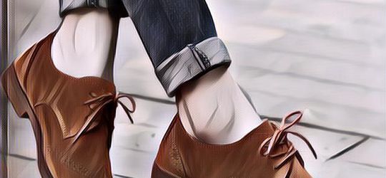 Biar Nggak Cepat Rusak, Begini Tips Merawat Sepatu Kulit Saat Musim Hujan