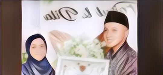 Kisah Cinta Kepala Sekolah yang Nikahi Mantan Muridnya