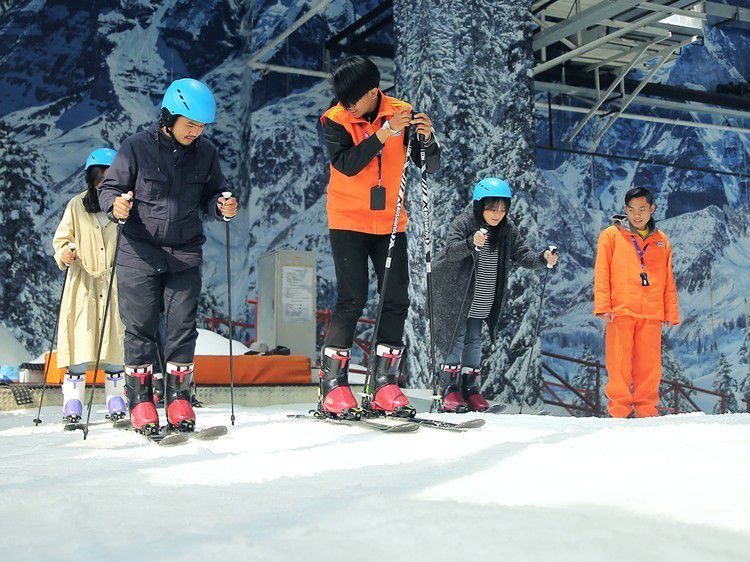 1. Menyiapkan Pakaian dan Peralatan Ski