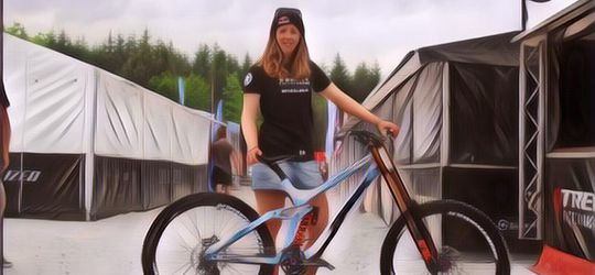 Spektakuler! Pembalap Sepeda Perempuan Fenomenal yang Punya Segudang Prestasi