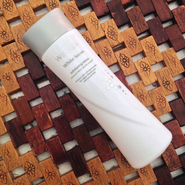 3. Wardah White Secret Exfoliating Lotion