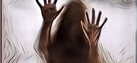 Serem Banget! Penampakan Hantu Muncul di Rumah Guru yang Sedang Memberi Pelajaran Online