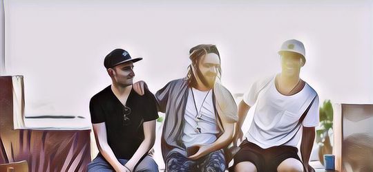 Sebuah Studi Mengatakan Lelaki Setia Kawan Lebih Menarik di Mata Wanita, Kok Bisa?