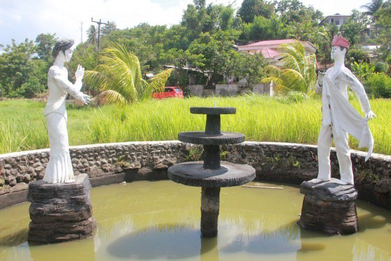 2. Patung Tole dan Keke