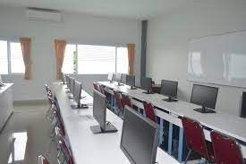 5. Fasilitas Sekolah