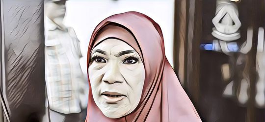 Jarang Tampil di TV, Bunda Dorce Fokus Kumpulkan Bekal untuk Menghadap Sang Pencipta