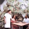 Anti Mainstream! Restoran Ini Berlokasi di Balik Pohon Ara yang Berusia Ratusan Tahun