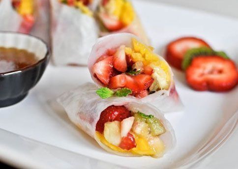 2. Lumpia Buah