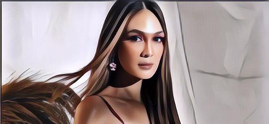 Luna Maya Keciduk Pakai Cardigan Harga Rp 41 Juta, Netizen Beri Pujian